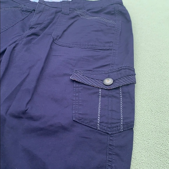 Capri pants - Picture 2 of 4